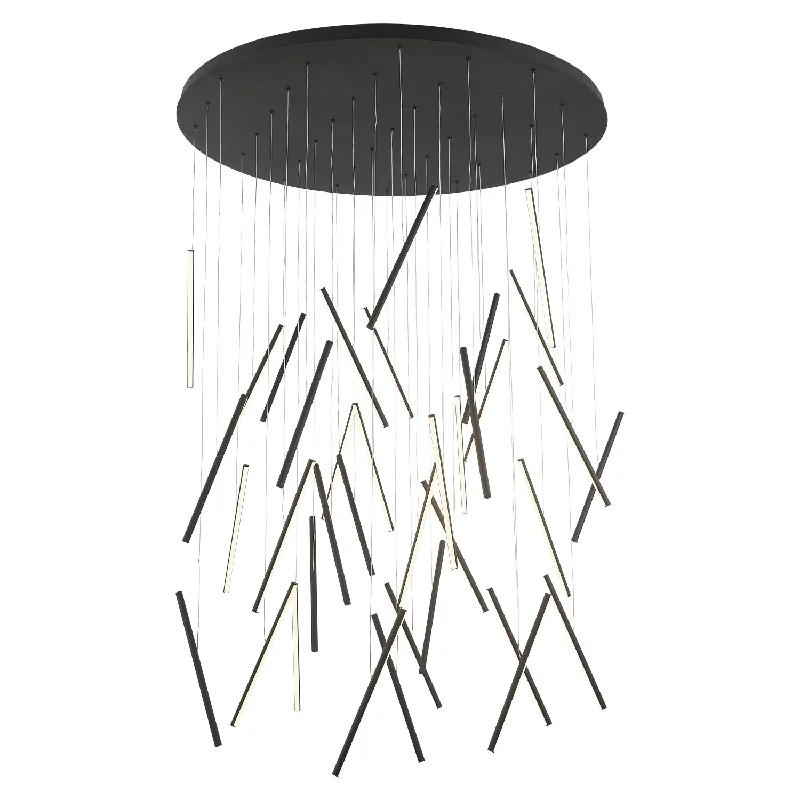 Chandeliers with Clear Crystal for a Sparkling EffectChandeliers with Clear Crystal for a Sparkling EffectChute Scattered Chandelier